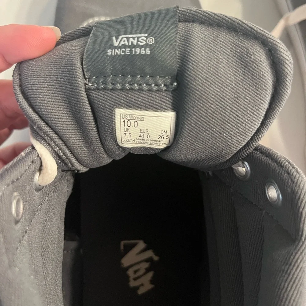 VANS Hi Top Skate Sneakers Gray/White Womens Size‎ 10 - Picture 2 of 11